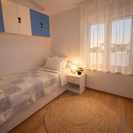 Apartament Korina, Spacious Family Near The Zambratija (Istria)